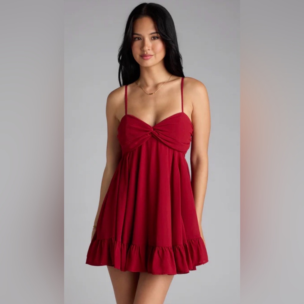 Windsor Perfectly Pretty Tie Back Chiffon Babydoll Dress M